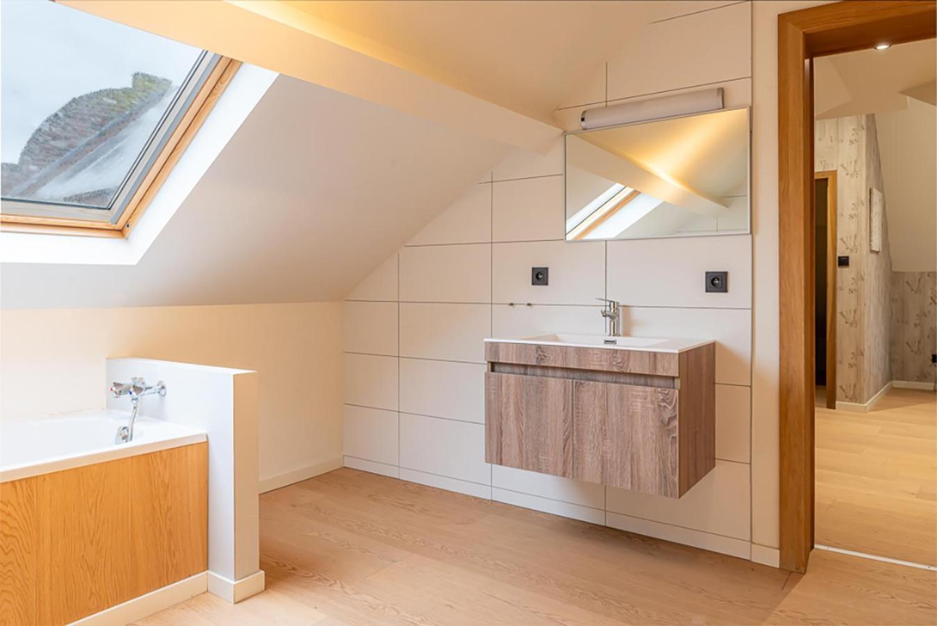 Guesthouses By Hotel Van Eyck Maaseik Luaran gambar